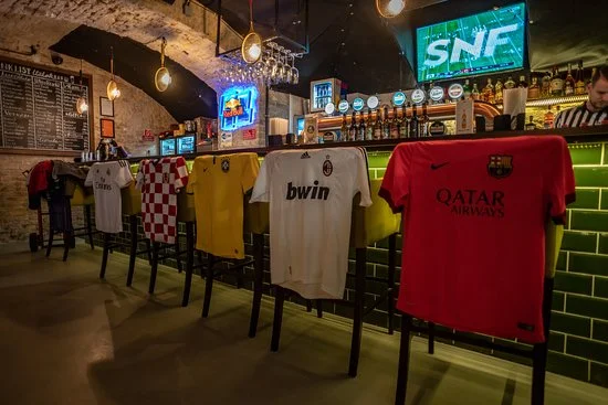 Fan Zone Sports Bar – Beliebte Sportbar in München